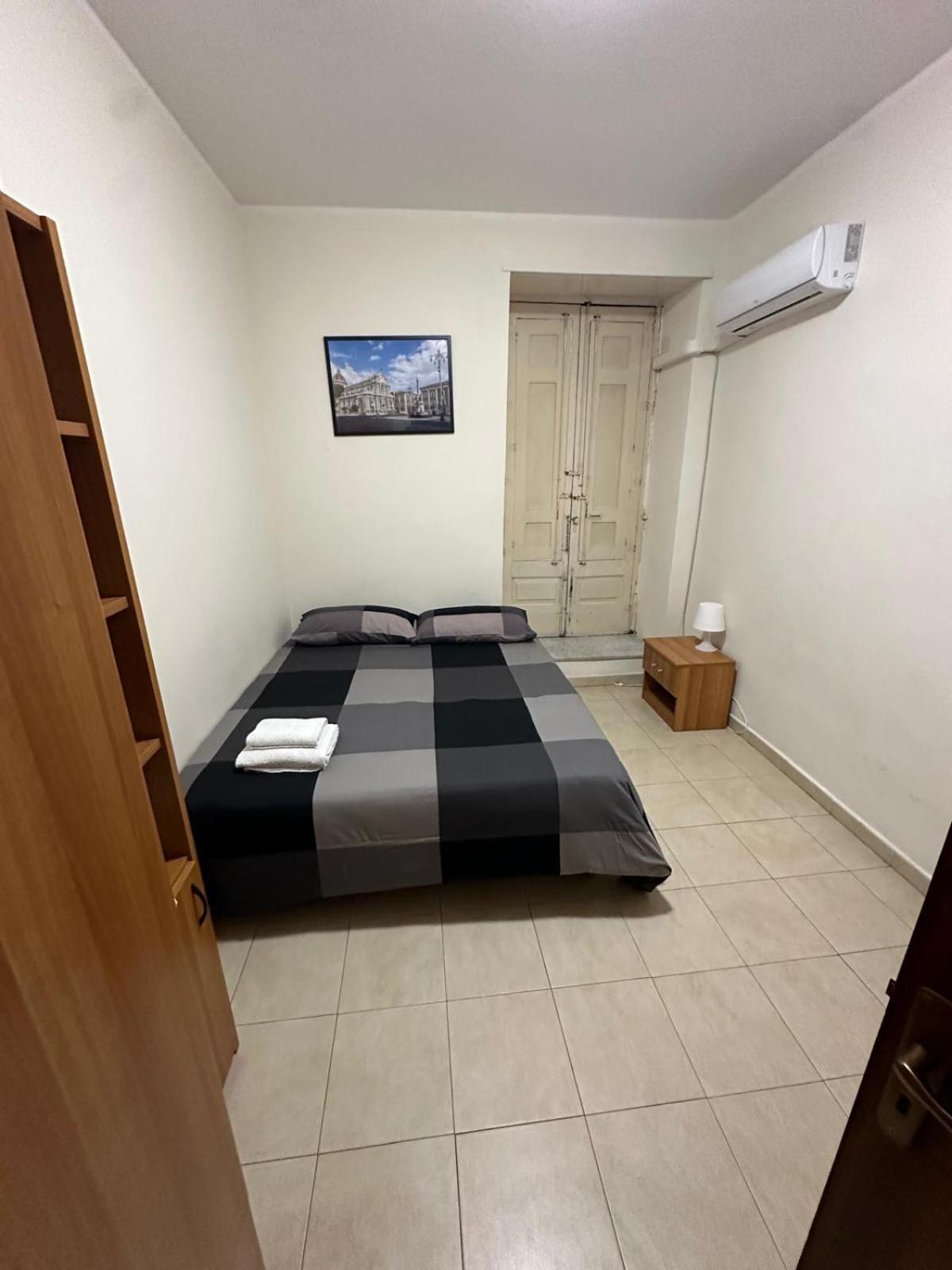 Hotel Agata House Catania Esterno foto