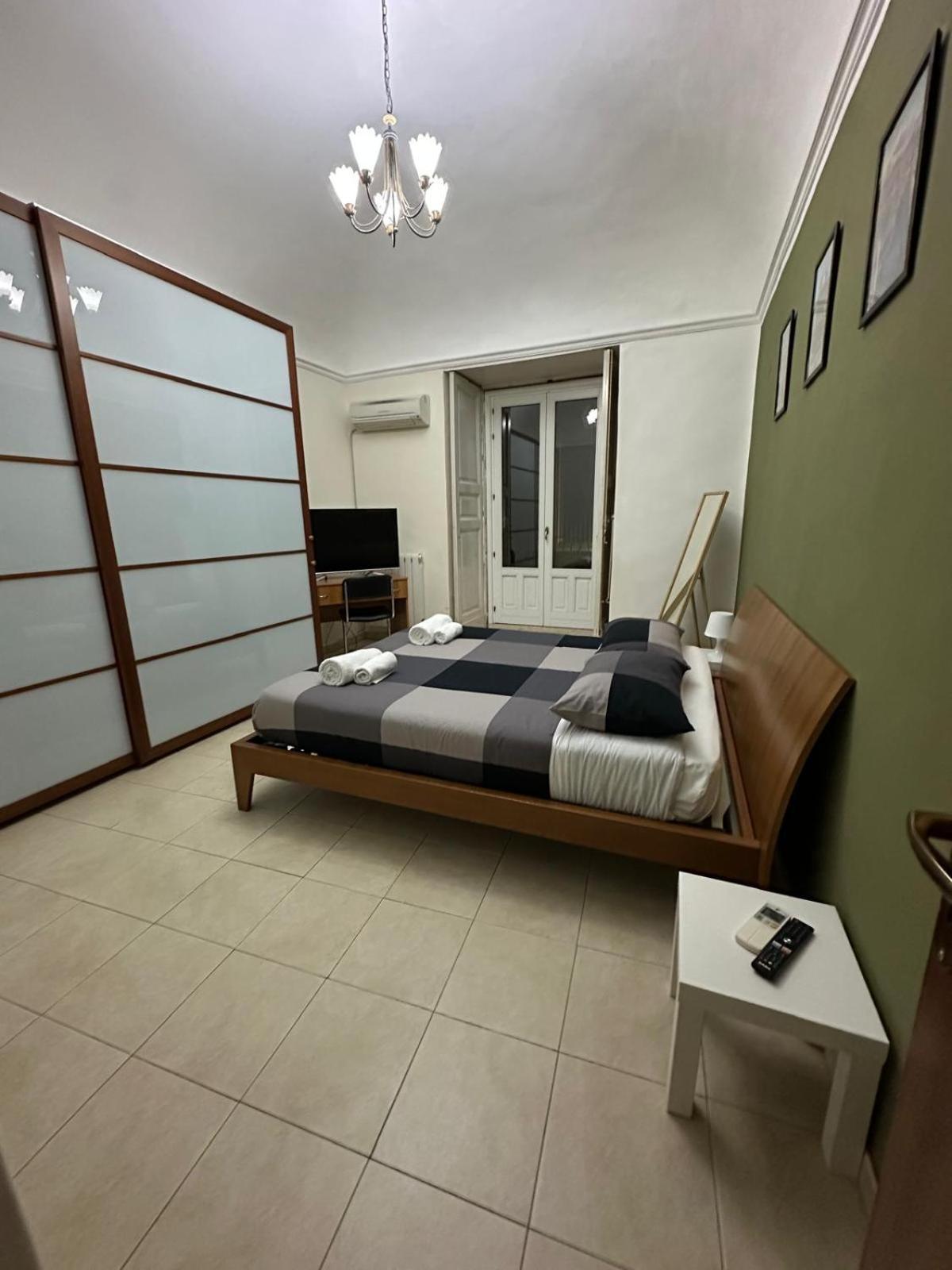 Hotel Agata House Catania Esterno foto