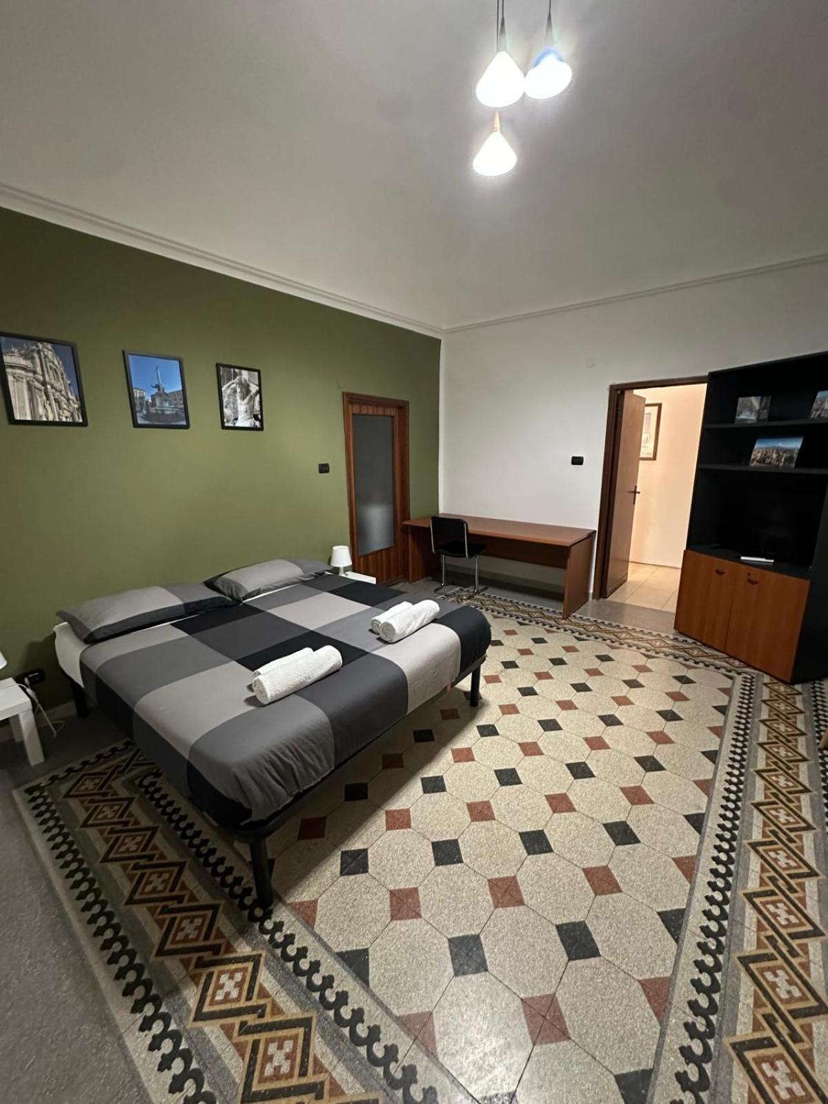 Hotel Agata House Catania Esterno foto